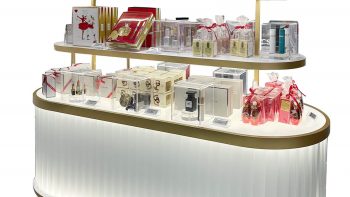 Europe style cosmetic display showcase modern display stand retail baking paint display