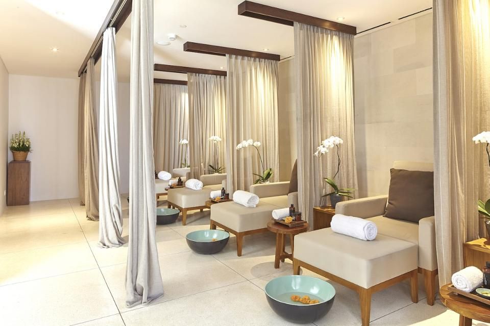 spa salon