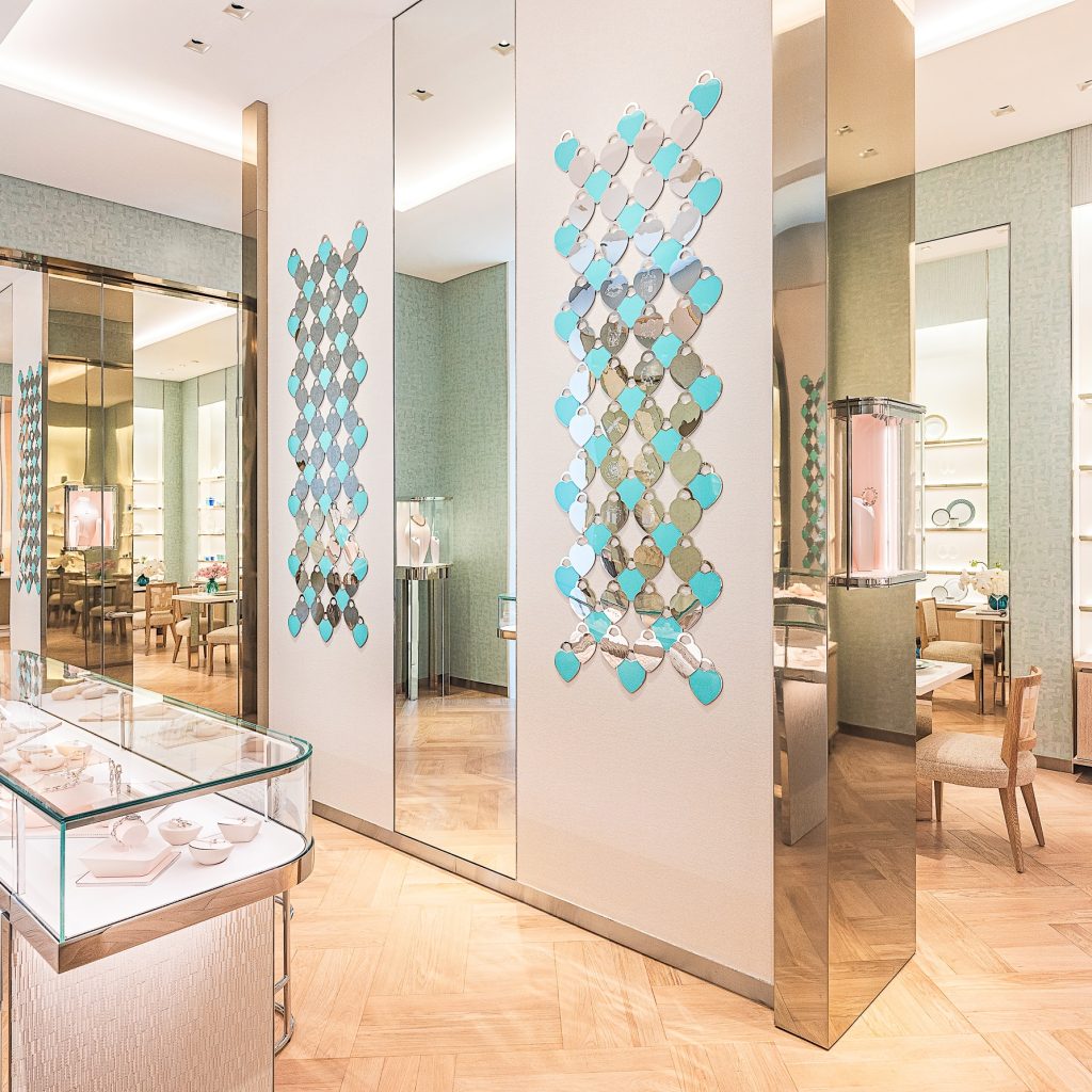 jewelry kiosk