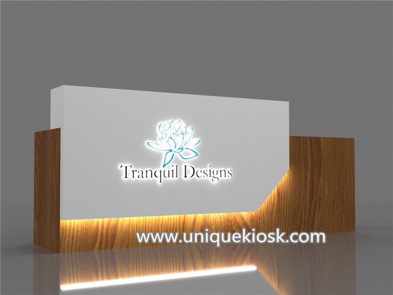 Reception desk