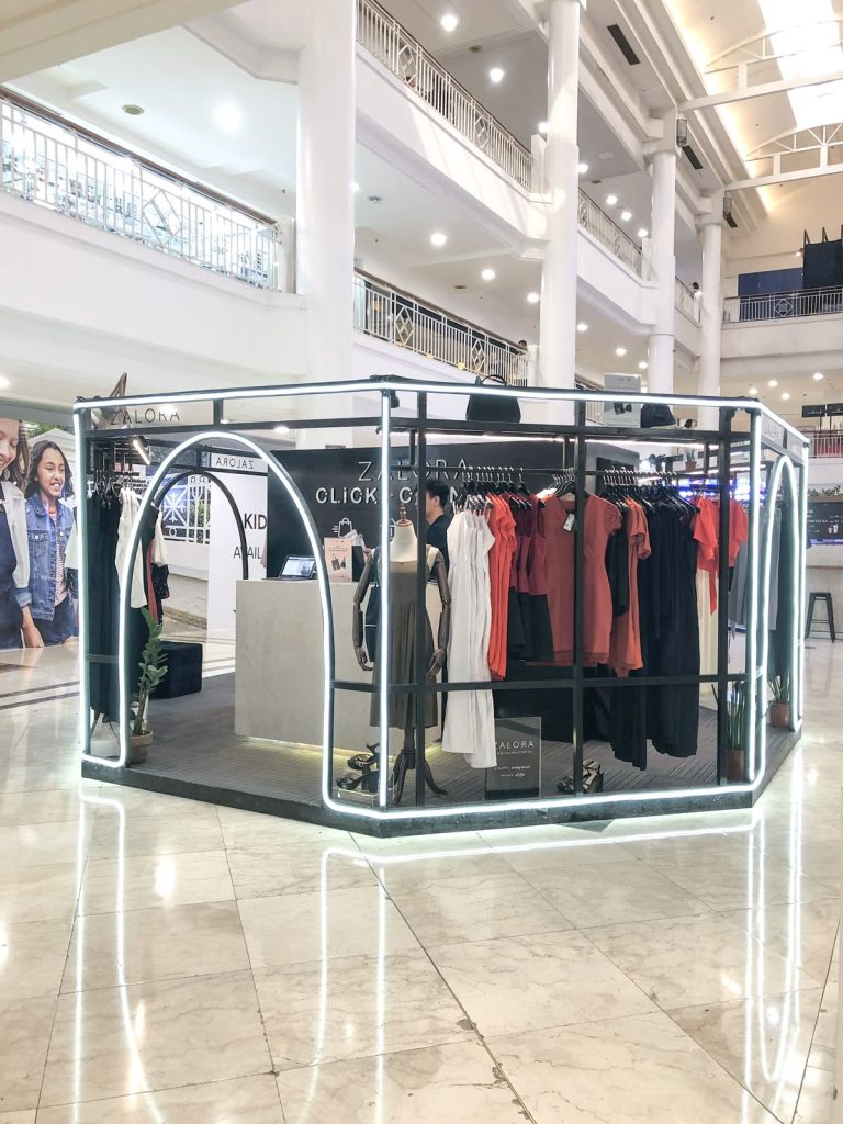 clothing kiosk