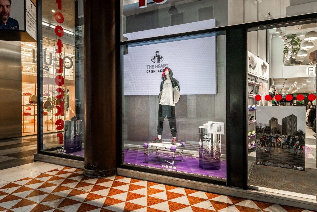 shoes store
