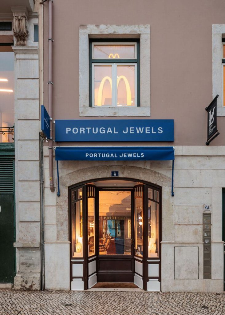 jewelry boutique