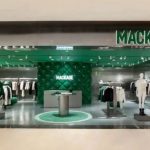 clothes store Mackage