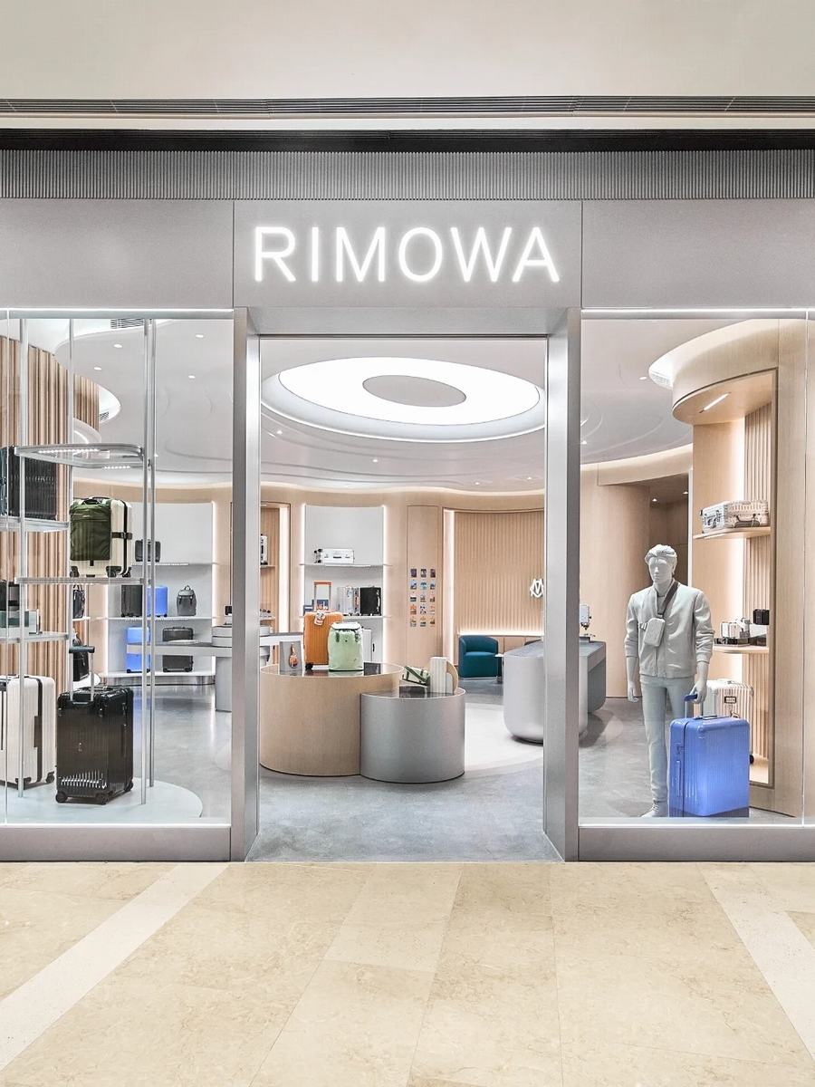 rimowa suitcase shop